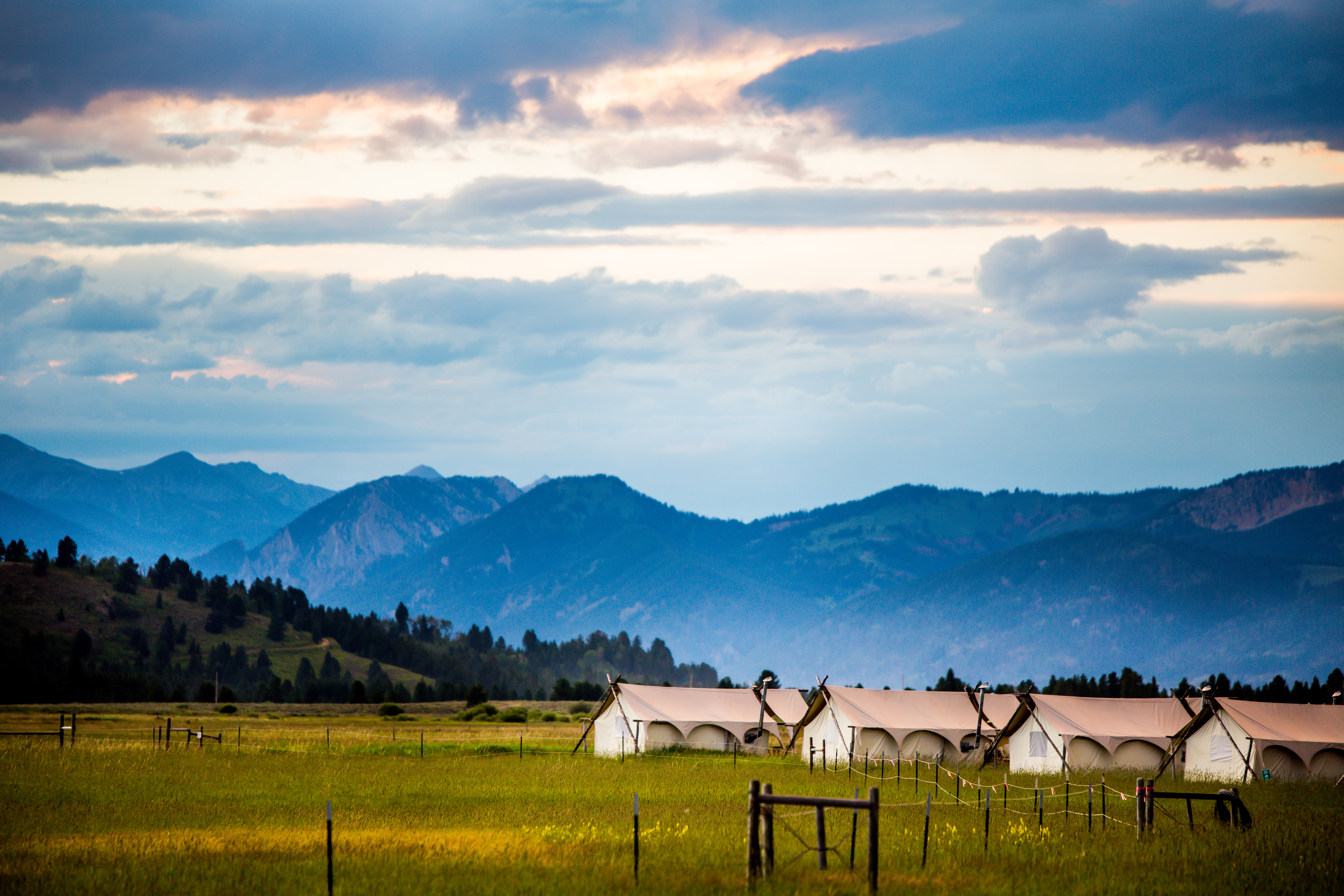 Glamping – Yellowstone National Park