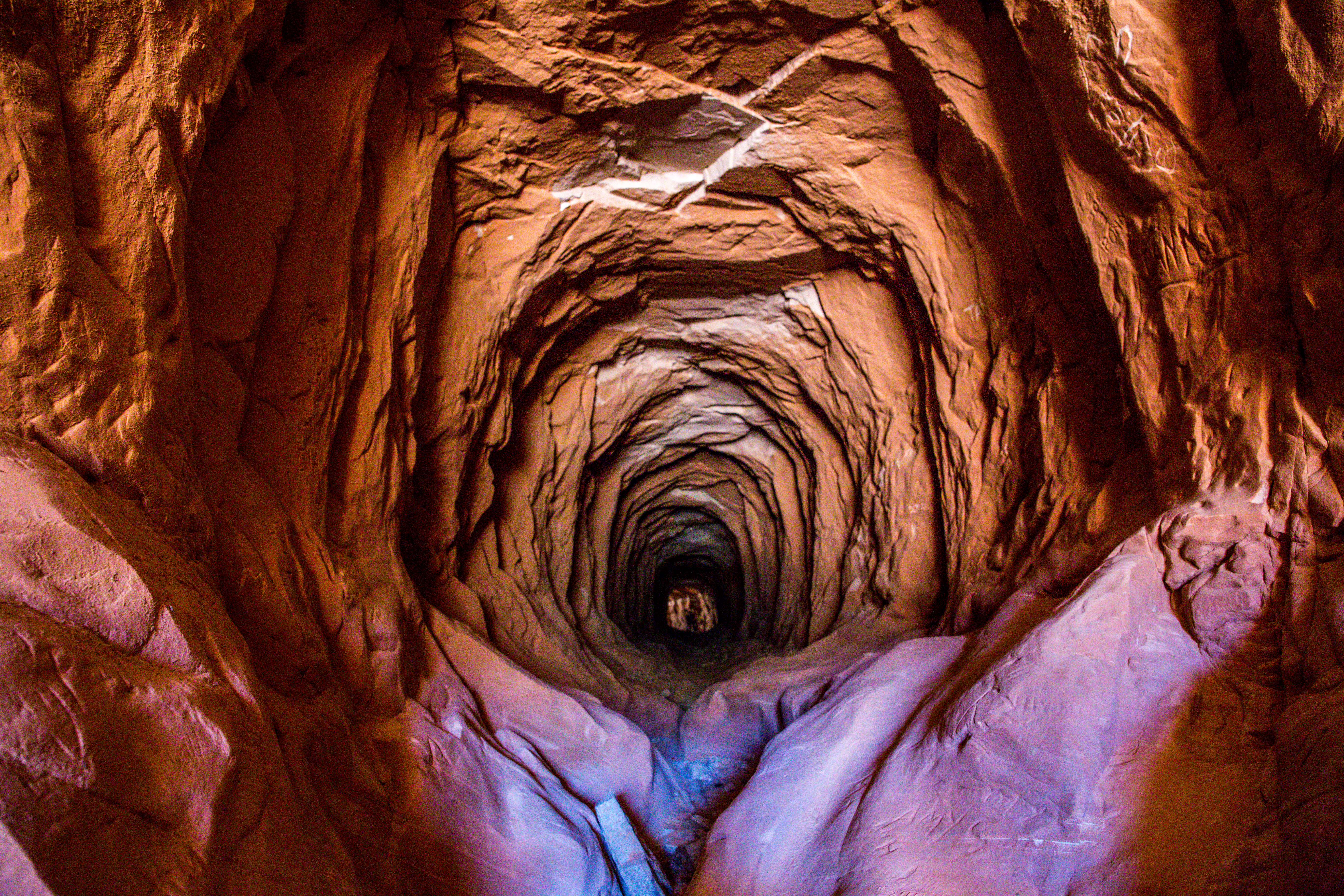 Belly of the Dragon – Kanab, Utah