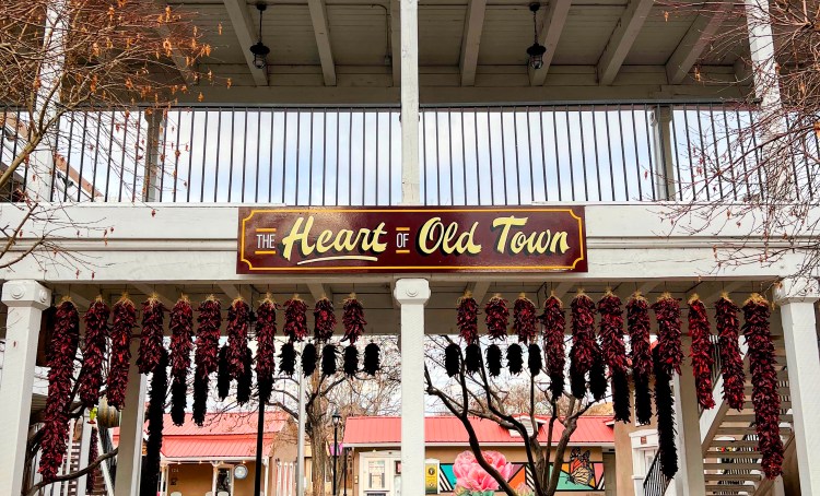 Explore Old Town Albuquerque, New Mexico